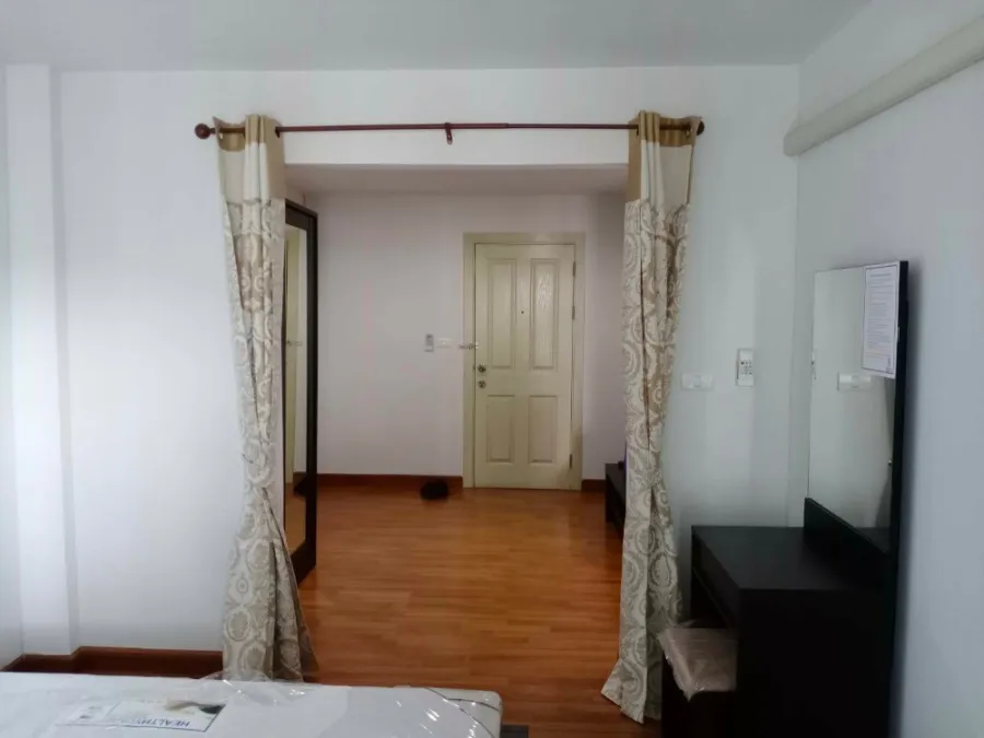 Condo for rent, Regent Home 25, Tiwanon, the room is ready, the price is not strong, I can tell you that you should not miss it.
