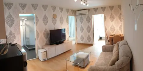 ให้เช่า Swift Condo Abac Bangna ห้องแต่งวอลเปเปอร์สวย โทนสีละมุน ขนาดกว้าง ชั้น 4 ห้ามพลาด จองเลย