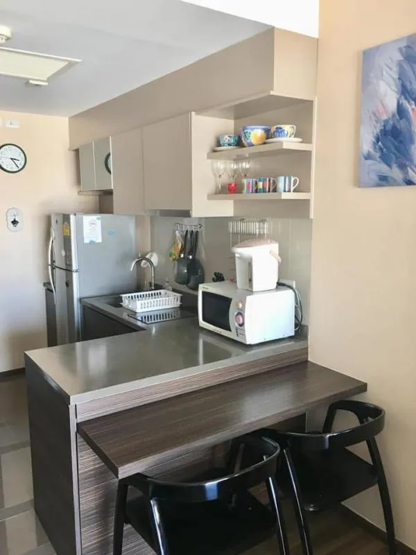 ให้เช่า ทีล สาทร–ตากสิน ห้องเป็นแบบ one bedroom อยู่ชั้น 15 เงียบสงบและวิวสวยมาก ตกแต่งพร้อม จองเลย