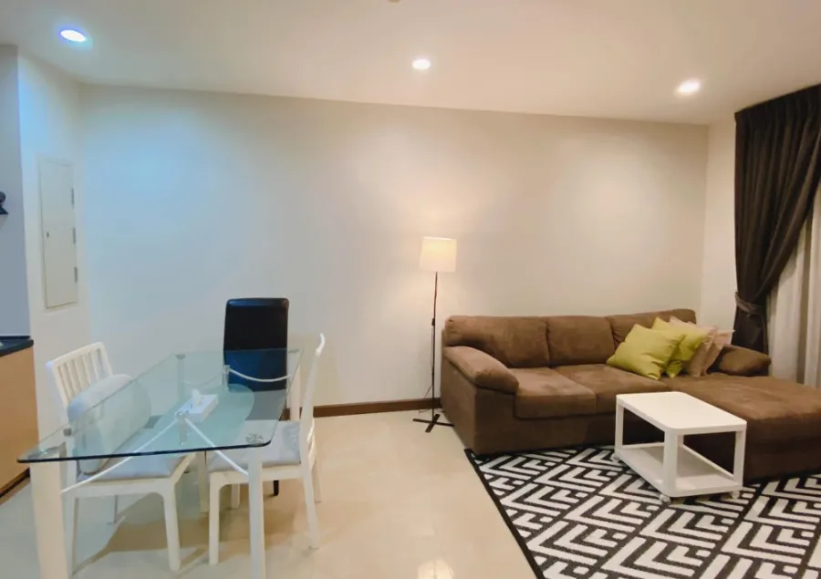 Condo for rent, Vista Garden, Sukhumvit 71, newly renovated, big room, ready to move in, good location, don't wait!!