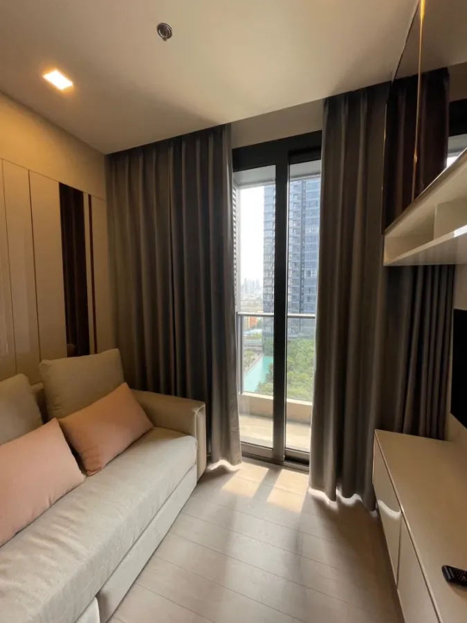 For sale or rent: One 9 Five, Building B, 14th floor. Pool view, unobstructed. Luxurious built-in furniture and complete set of appliances. Book now!