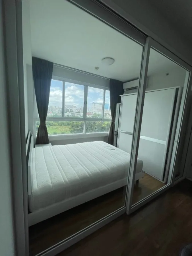 ให้เช่า i-biza Condominium RCA ห้องกั้นเป็นสัดส่วน เฟอร์นิเจอร์ครบ รีบจับจองแล้วย้ายเข้าอยู่เลย