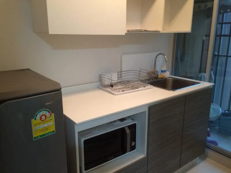 For rent, D Condo Campus Resort Rangsit, Phase 1, Building C, 4th floor, meadow view, fully furnished, very nice