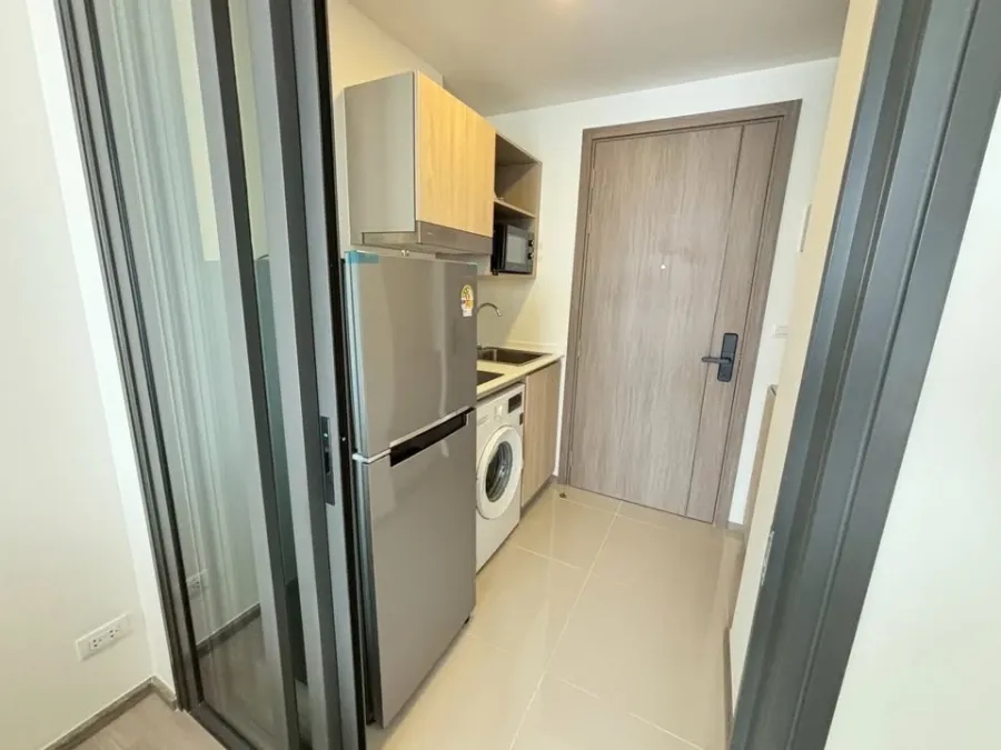 For rent!! The Move Pradipat, beautiful room, fully furnished, ready to move in. Reserve now!!