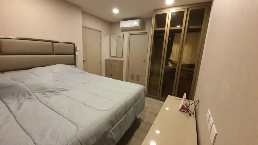 Urgent sale, The Politan Breeze Condo, 2 bedrooms, 2 bathrooms, 5th floor, not very high, river view can be seen clearly from every corner, hurry up t