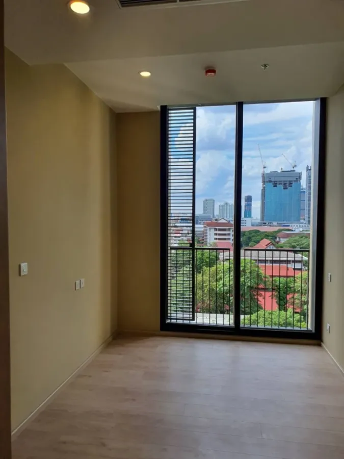Luxury 1-BR Condo for Rent - Tower B, 8th Floor with Beautiful Unblocked View of Wattana Wittaya Academy | ✨ Noble BE19