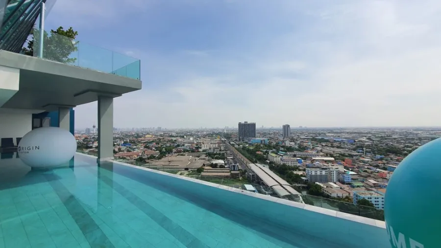 Condo for rent: The Origin E22 Station, 16th floor, high view, room comes with complete amenities.