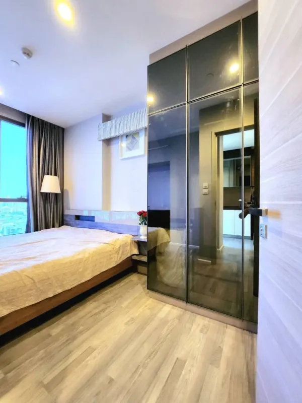 ให้เช่า the room สาทร-เซนต์หลุยส์ คอนโด สังคมดี สะอาดปลอดภัย บ้านเลขที่ดีด้วยค่ะ หน้าต่าง ระเบียง โล่ง ไม่เห็นห้องคนอื่นค่ะ