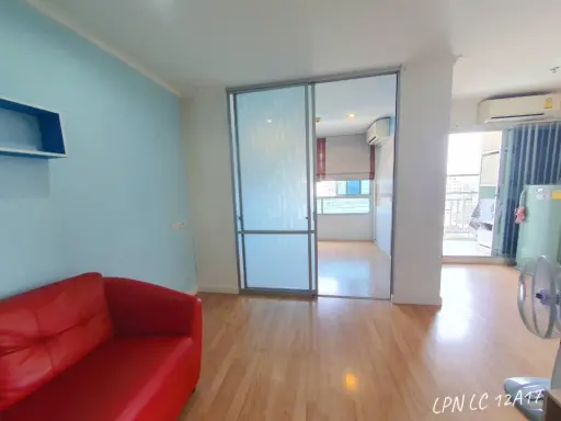 For sale, Lumpini Ville Ladprao-Chok Chai 4, 1 bedroom north, clear view. You can reserve first. You can stay first.