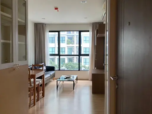 ขาย The Base Changewattana 6 ตึก A ห้องมุม วิวสระว่ายน้ำ อากาศถ่ายเทสะดวก กลางวันไม่ร้อน จองเลย images