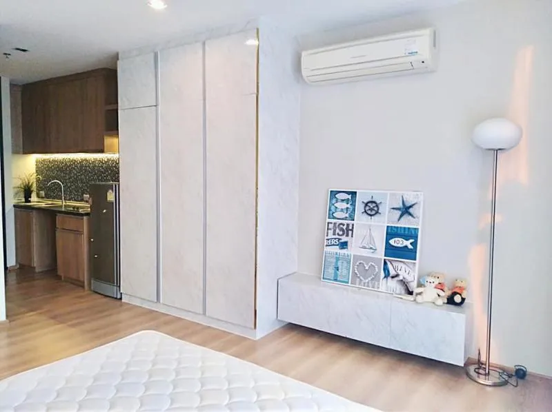 ให้เช่า ดิ อิสสระ ลาดพร้าว ห้องพอดีพออยู่ ราคาดีด้วย หายากนะในทำเลทองชั้นสูงแบบนี้ ห้ามพลาดเลยล่ะ!!