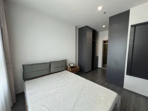 For rent: IDEO Sukhumvit - Rama 4, fully furnished unit with appliances. Quiet and private atmosphere. Book now! images