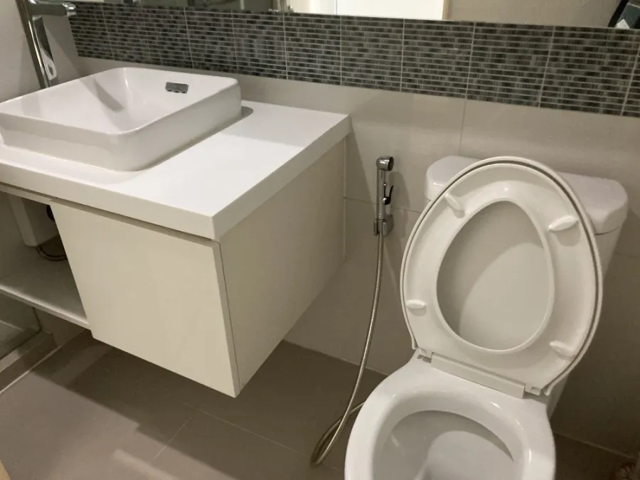 For rent, Condolette Light Convent comes with full facilities. can't miss
