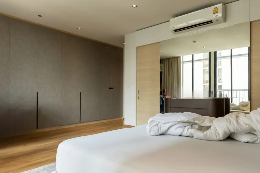 For rent sell Park 24 Origin Phrom Phong, 2-bedroom premium room, beautiful open view in 3 directions, decorated in a luxurious Scandinavian style.