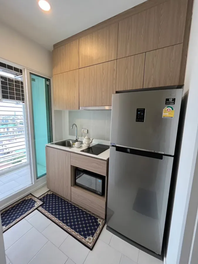Urgent sale!! Condo De Lapis Charan 81, 21st floor, beautiful room, fully furnished, ready to move in. Reserve now!!