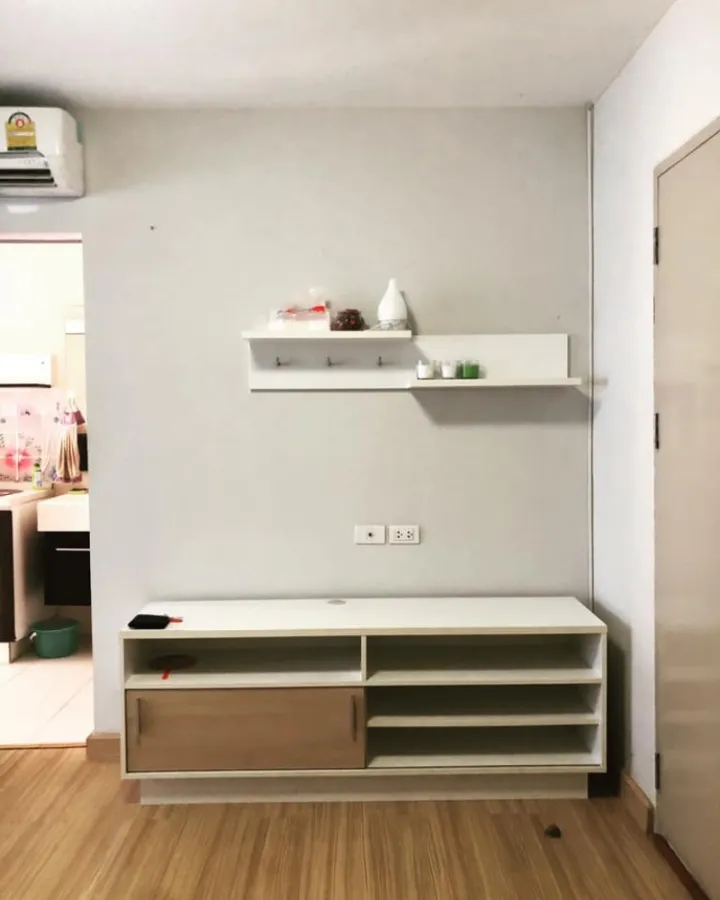 Sell/rent!! Smart Watcharaphon Condo, very nice decorated room fully furnished Bring your bags and come in!!
