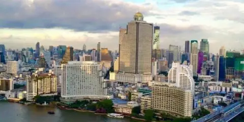 คอนโด บ้านสาทร เจ้าพระยา ให้เช่าด่วนๆ ห้องหัวมุม ชั้น 31 มองเห็นแม่น้ำเจ้าพระยาเป็นวงกว้าง จองด่วน