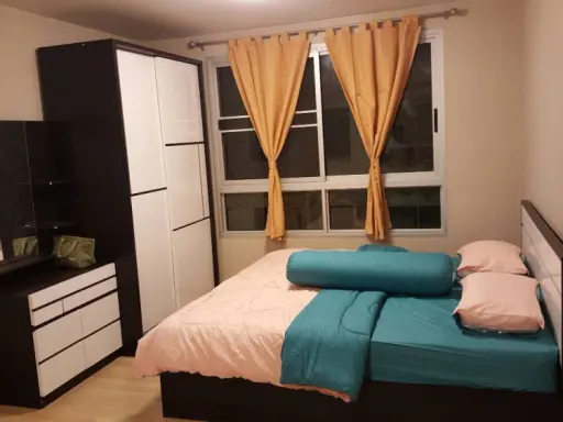 For rent, Plum Condo Phaholyothin 89, phase 4, 5th floor, corner room, private Book and you won't be disappointed for sure. This room is urgent.