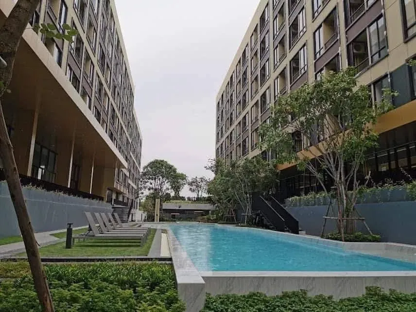 ให้เช่า พลัมคอนโด สะพานใหม่ ห้องพร้อมอยู่ เฟอร์พร้อม หิ้วกระเป๋ามาได้เลย