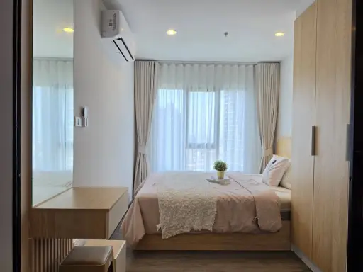 ให้เช่า คอนโโ Regent Home Wuttakat ห้องแต่งน่าอยู่ เฟอร์นิเจอร์ & เครื่องใช้ไฟฟ้าครบ พร้อมอยู่ รีบมาจองเลย