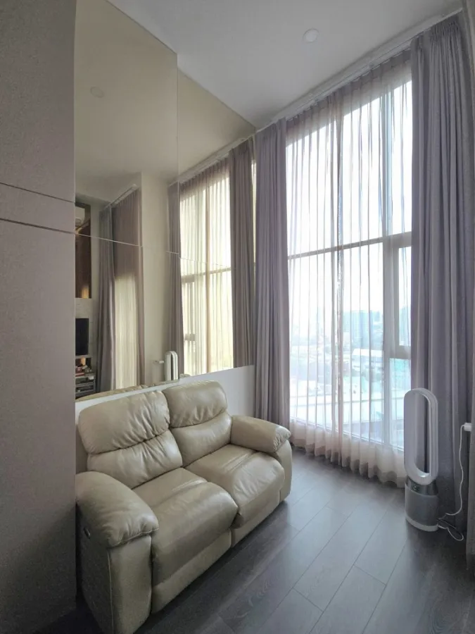 For sale: Knightsbridge Space Ratchayothin, Duo Space room, 17th floor, unblocked view, good built-in, good location like this, buy.
