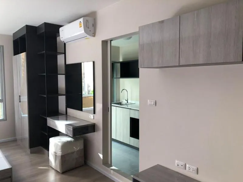 ห้องว่างให้เช่าที่ดีคอนโด โดม เฟส3 ห้องสตูดิโอ วิวสระ เฟอร์นิเจอร์พร้อมอยู่ ช้าหมดอดห้องสวยๆนะจ๊ะ!!