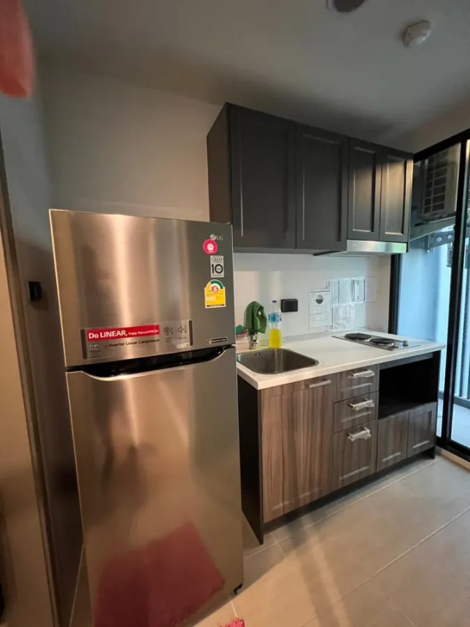 For rent, Premio Quinto, a room on the edge, separating the bedroom complete electrical appliances Hurry up to reserve before it's gone.