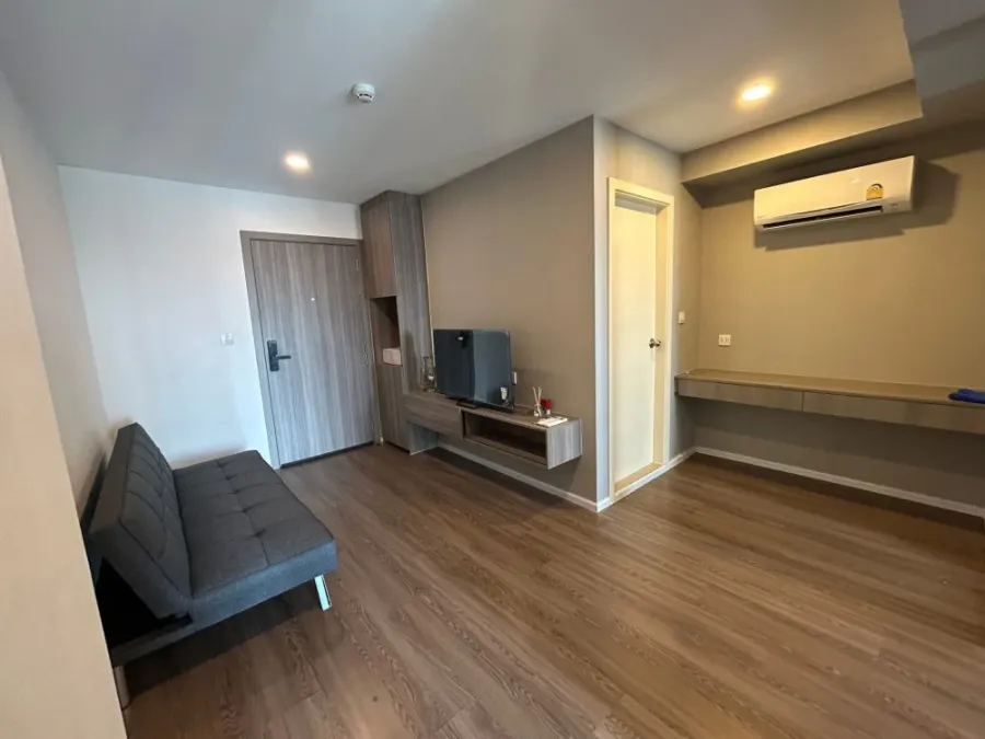 Condo for rent at The Origin Phahol Saphanmai. The unit is partitioned into separate, clearly defined zones. Great value, book now!