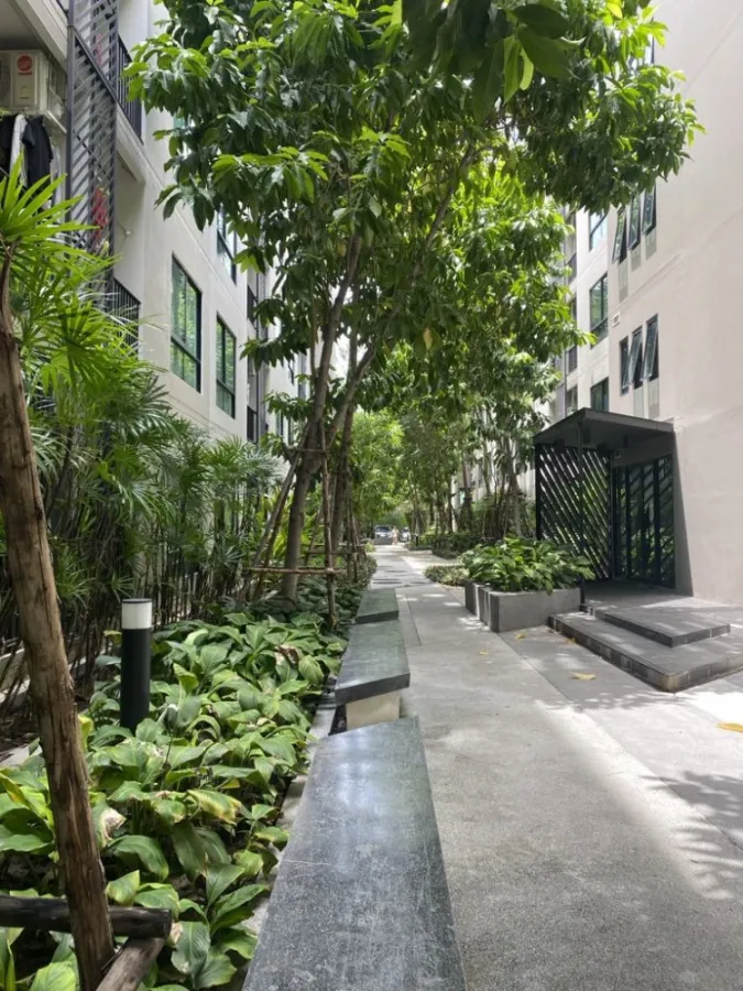 Urgent sale, Condo Lesto Sukhumvit 113, 6th floor, Building A, beautiful room, fully furnished, good price, hurry to book now