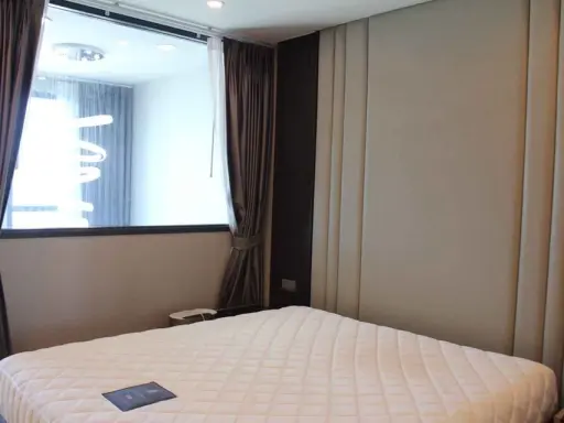 ขายด่วน Q Chidlom-Phetchaburi ชั้น 34 ห้อง DUPLEX ตกแต่งด้วยเฟอร์นิเจอร์อย่างดี มีระดับสุดๆ จองเลย