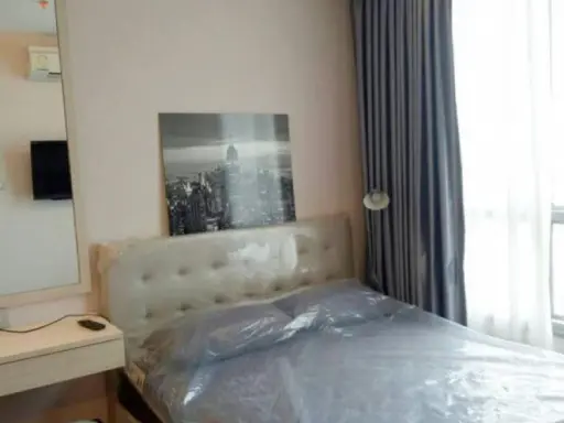 Rent / Sale H Condo Sukhumvit 43, fully furnished, well built. Can't miss it
