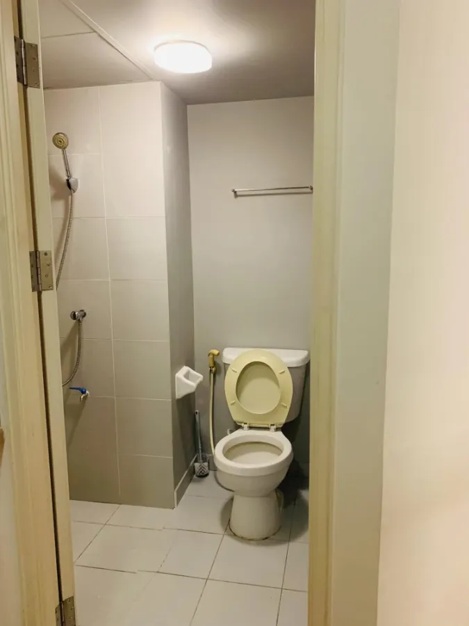 For rent: Lumpini Township Rangsit Klong 1, corner room, beautiful view, fully furnished, hurry and reserve now, urgently.