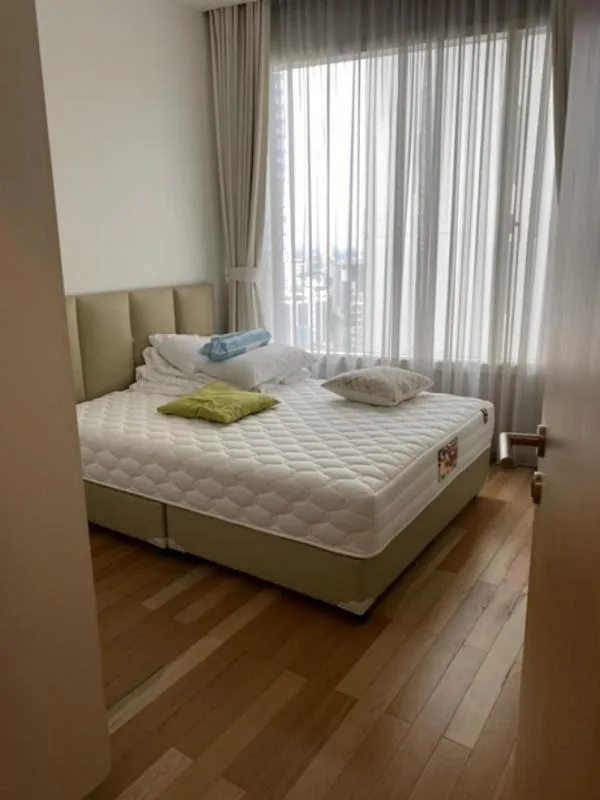 Condo for rent 39 by Sansiri, very big room, fully furnished, bathtub, washing machine The location is very easy to travel, don't miss it.