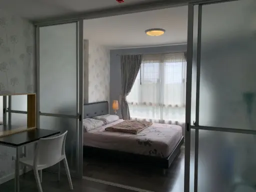 ขาย D condo campus resort rangsit เฟส 1 ห้องติดวอลเปเปอร์อย่างดี กั้นแยกชัดเจน ราคาคุ้ม ต้องจองเลย