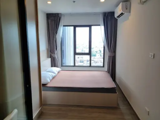 ให้เช่า Regenthome Wutthakat ห้องพร้อมอยู่ สิ่งอำนวยความสะดวดครบ ลากกระเป๋าเข้าอยู่ได้เลย images