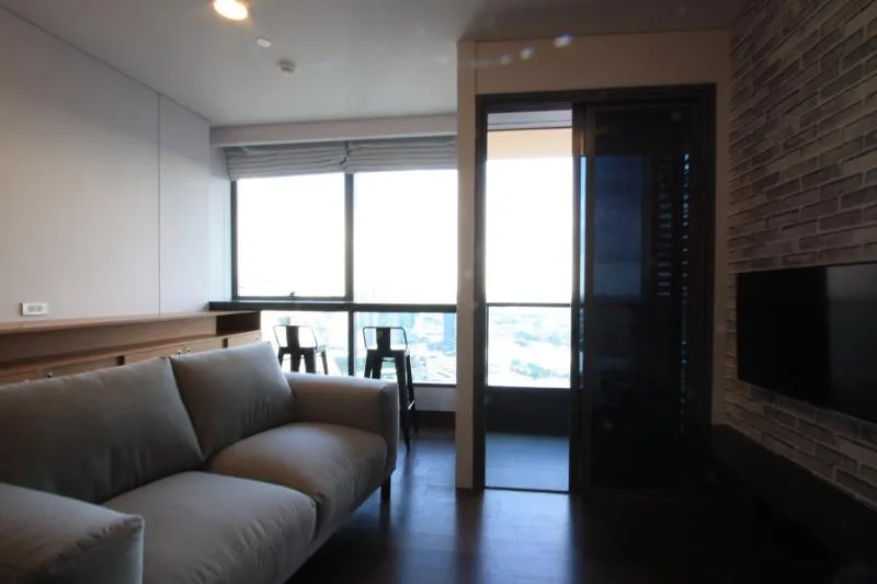 ให้เช่า The Lumpini 24 38 ตรม. 1 ห้องนอน เฟอร์ครบ วิวสวย ห้องสวยมีระดับพร้อมอยู่ ด่วน