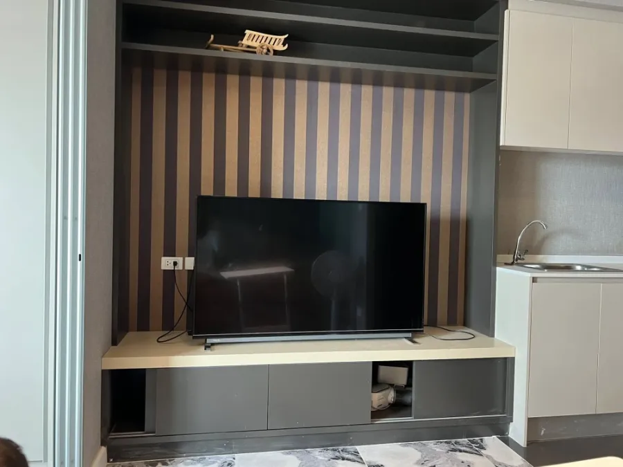 For rent: A Space Me Bangna, a room on a very high floor, fully furnished with appliances. The actual room is beautiful and exactly as shown in the pi