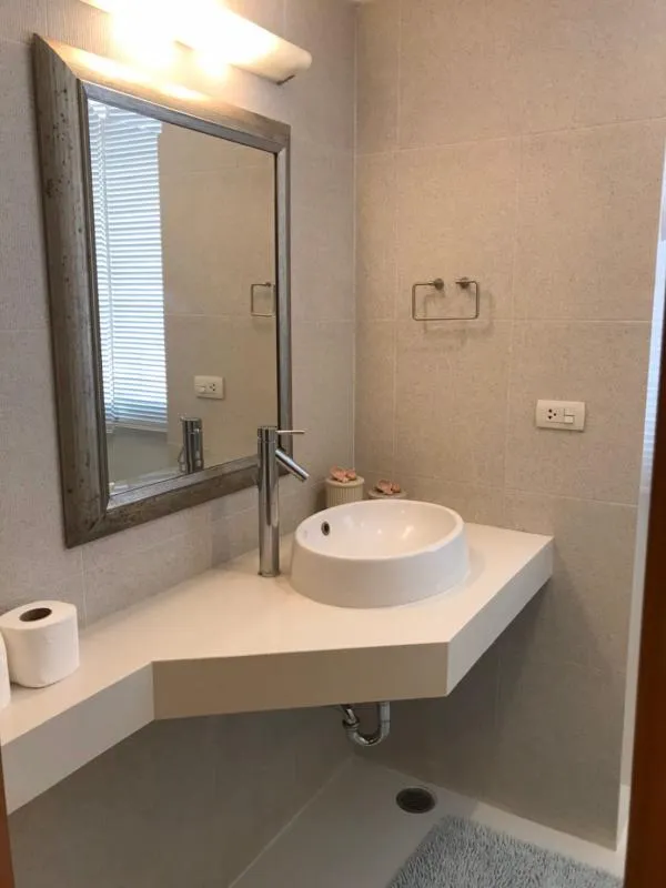Rent room at Sukhumvit 33