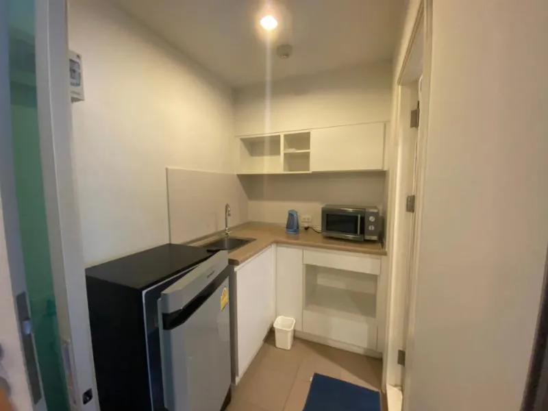 Condo for rent, Lumpini Place Srinakarin-Huamark Station, very beautiful room, full furniture, beautiful view, urgent room like this.