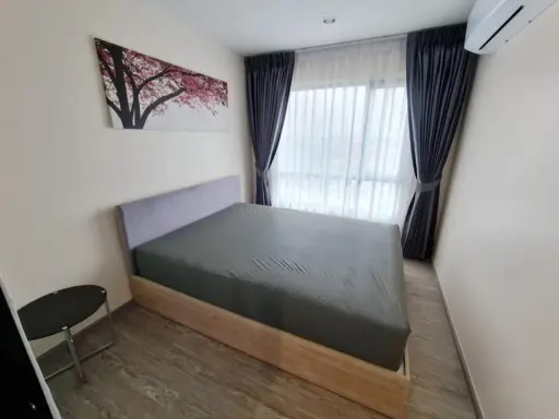 Condo for rent, Reach Phahon Yothin, 52 nice rooms, fully furnished, plus a good price, ready to move in.
