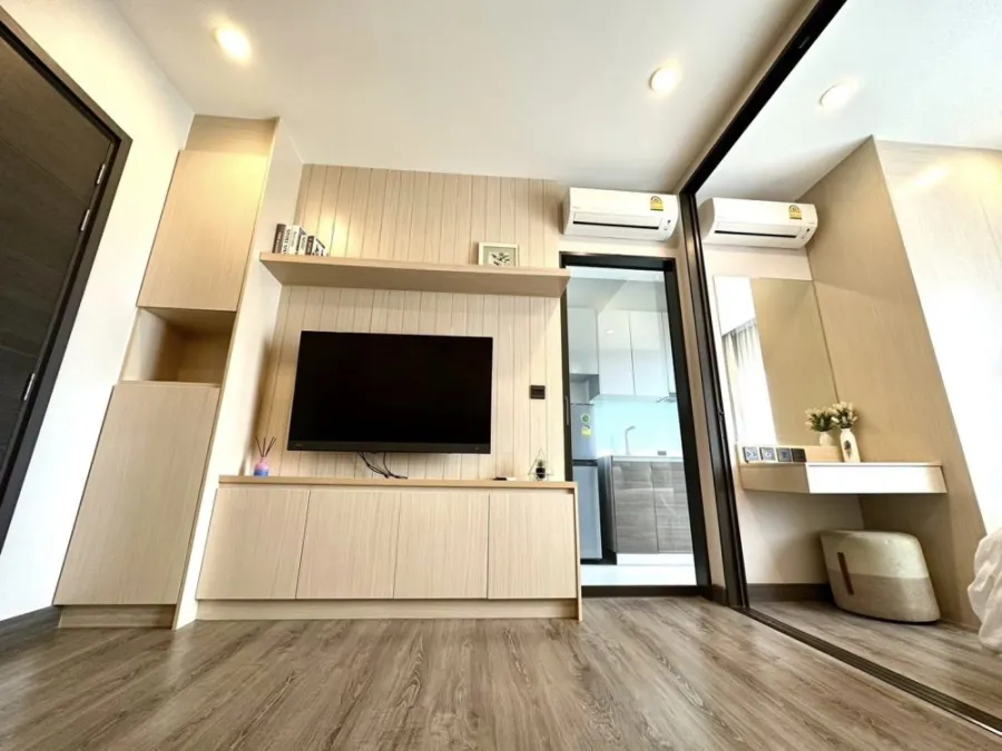 Sell/rent Urbano rajavithi, fully furnished, beautifully decorated, great view, don't tell anyone. Must be reserved!!