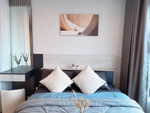For rent: Regent Home Bangna. Nice, high-floor unit with well-partitioned rooms. Book now before it's too late!!!