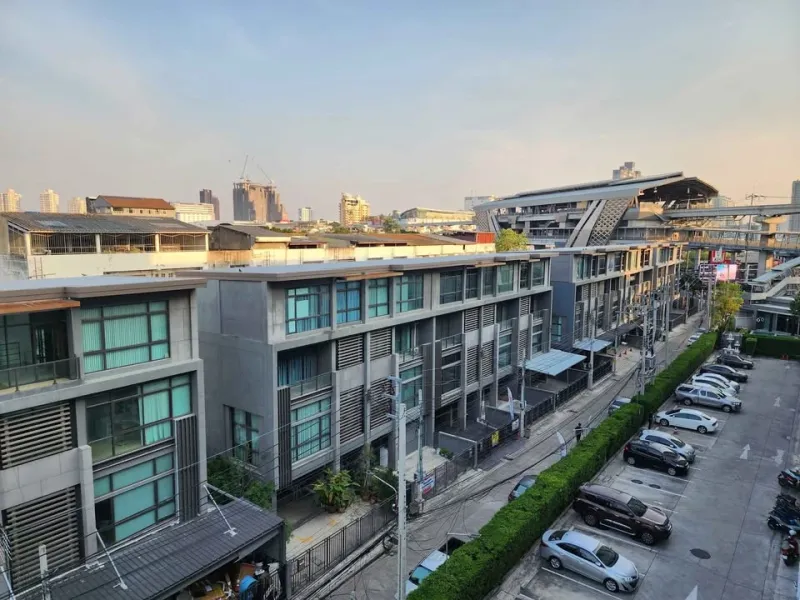ให้เช่า Aspire Ladprao 113 ห้องน่าอยู่ ชั้น 6 เฟอร์นิเจอร์ครบครัน มาพร้อมเครื่องซักผ้าในราคาสุดคุ้ม จองเลยตอนนี้