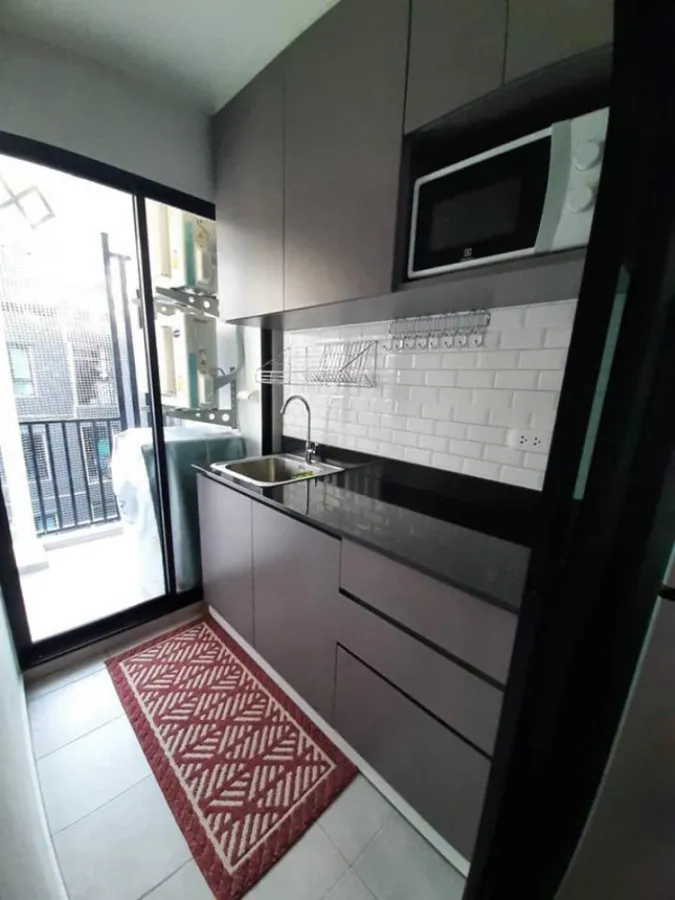 Condo for rent, REACH Phahonyothin 52, 8th floor, beautiful decoration, very livable. Plus everything is complete Move in immediately, book now.