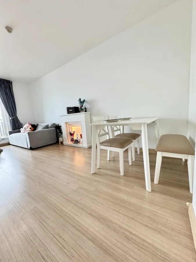 For sale, for rent!! Life Add Lat Phrao 18 condo, view of the Chang building, spacious and comfortable, plenty of usable space, book now!!