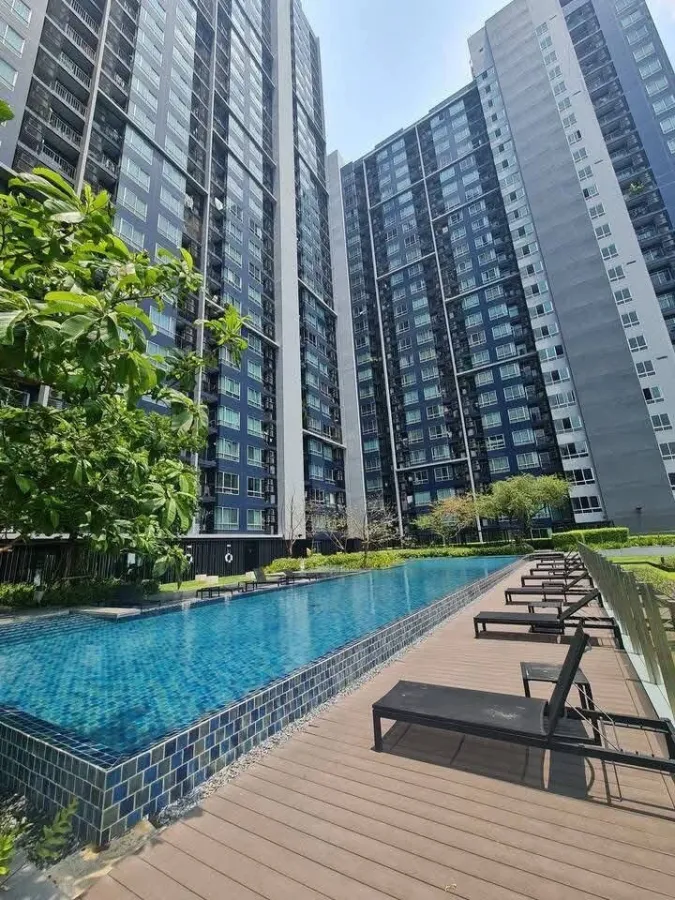 🏙️🌼 For Rent: The Base Sukhumvit 77 – High Floor Unit Near BTS On Nut! 🌼🏙️