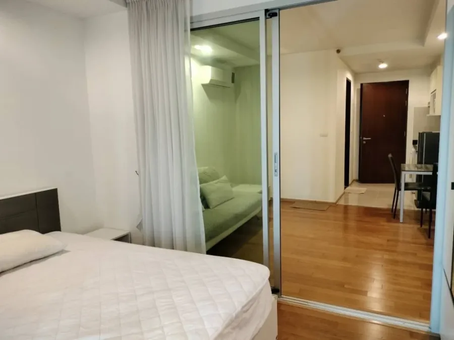 For rent: Abstracts Phahonyothin Park, Building A, 19th floor (great, unblocked view). Spacious and comfortable living space. Don't miss out!