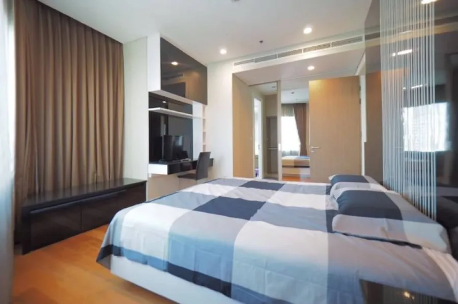 ขาย ให้เช่า คอนโด ไบร์ท สุขุมวิท 24 ห้องมุม เห็นวิวภายนอกได้อย่างชัดเจน พลาดไม่ได้แล้ว
