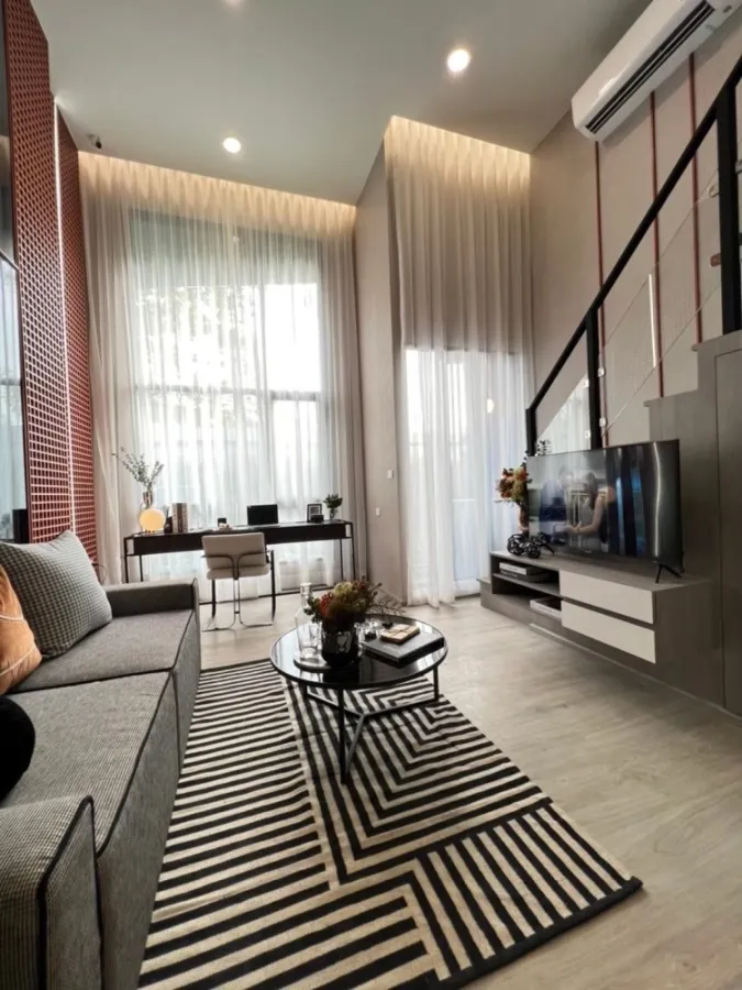 ขายดาวน์คอนโด โครงการ ออริจิ้น ปลั๊ก แอนด์ เพลย์ สิรินธร สเตชั่น 1 Bedroom Duo ชั้นสูง ราคาดี จองเลย