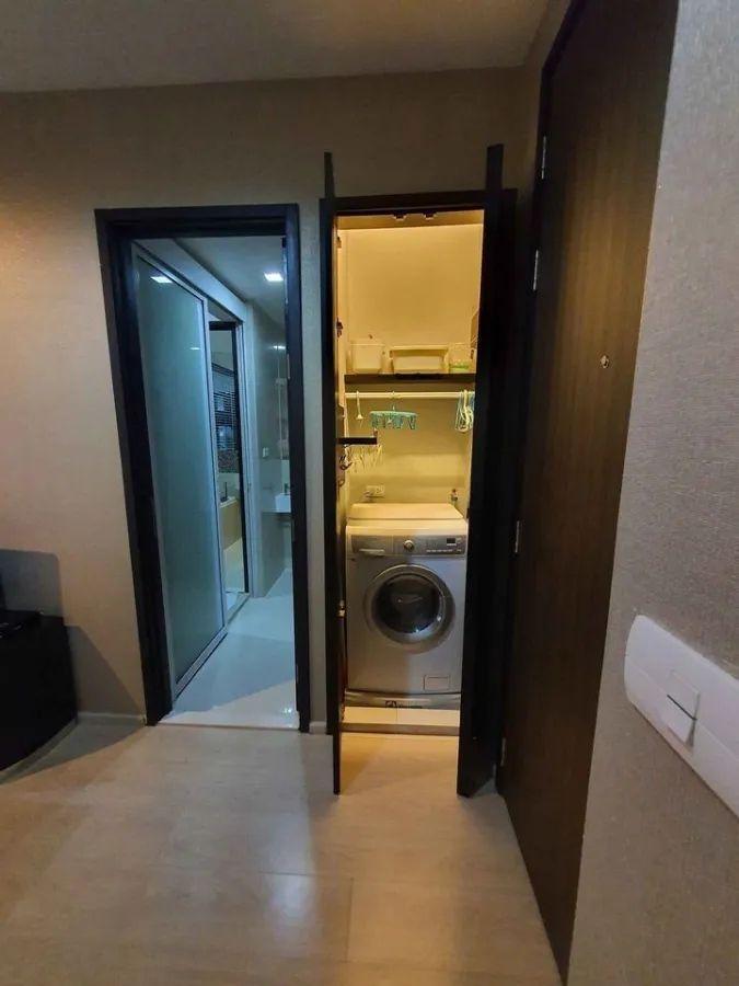 ขาย Rhythm Sukhumvit 44/1 ชั้น 8 วิวสวน ห้องกว้าง กั้นเป็นสัดส่วน โซฟานั่งสบาย พลาดแล้วจะเสียใจ